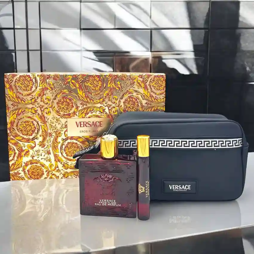 Set Cadou Versace Eros Flame EDP 100 ml + Travel Spray 10 ml + Geantă Cosmetică
