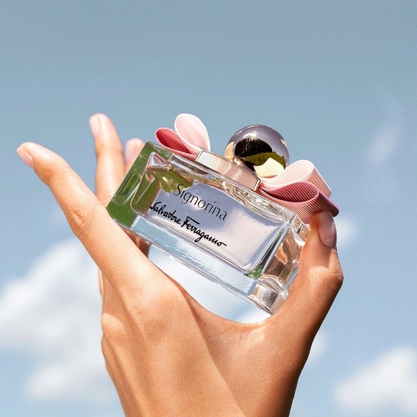 Set Cadou Salvatore Ferragamo Signorina EDP 30 ml + Loțiune de Corp 50 ml
