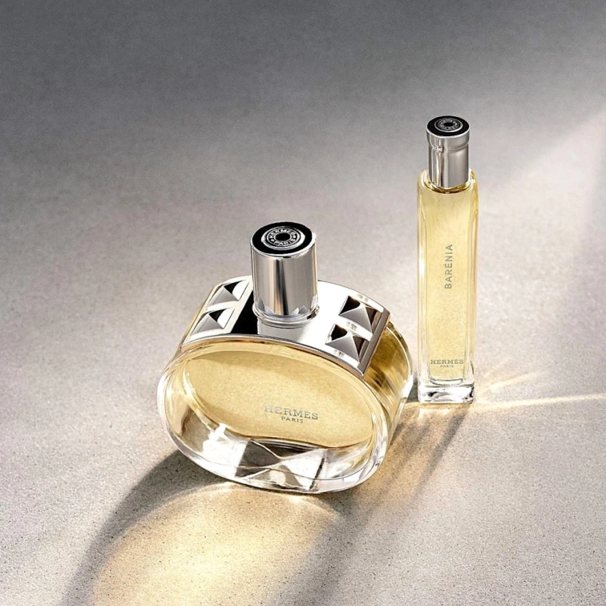 Set Cadou Hermes Barenia Apă de Parfum Feminin 100ml + Miniatură 15ml + Săpun Parfumat 25g Set Cadou Hermes Barenia Apă de Parfum Feminin 100ml + Miniatură 15ml + Săpun Parfumat 25g